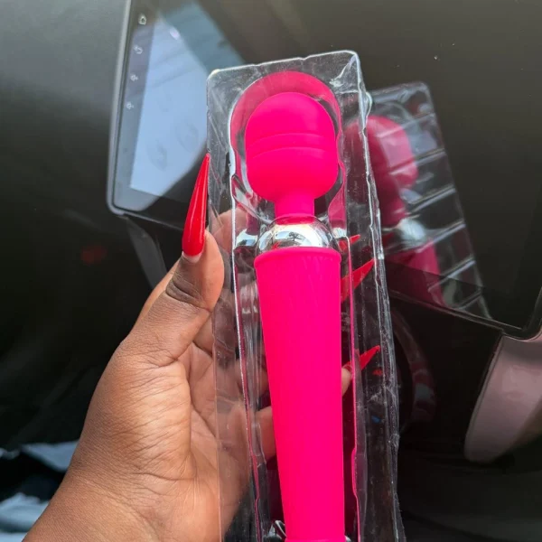 WhatsApp Image 2025-11-19 at 22.00